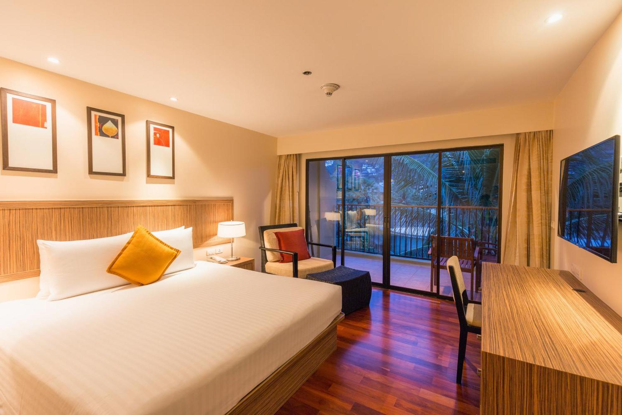 Holiday Inn Resort Phuket Surin Beach, An Ihg Hotel Exterior foto